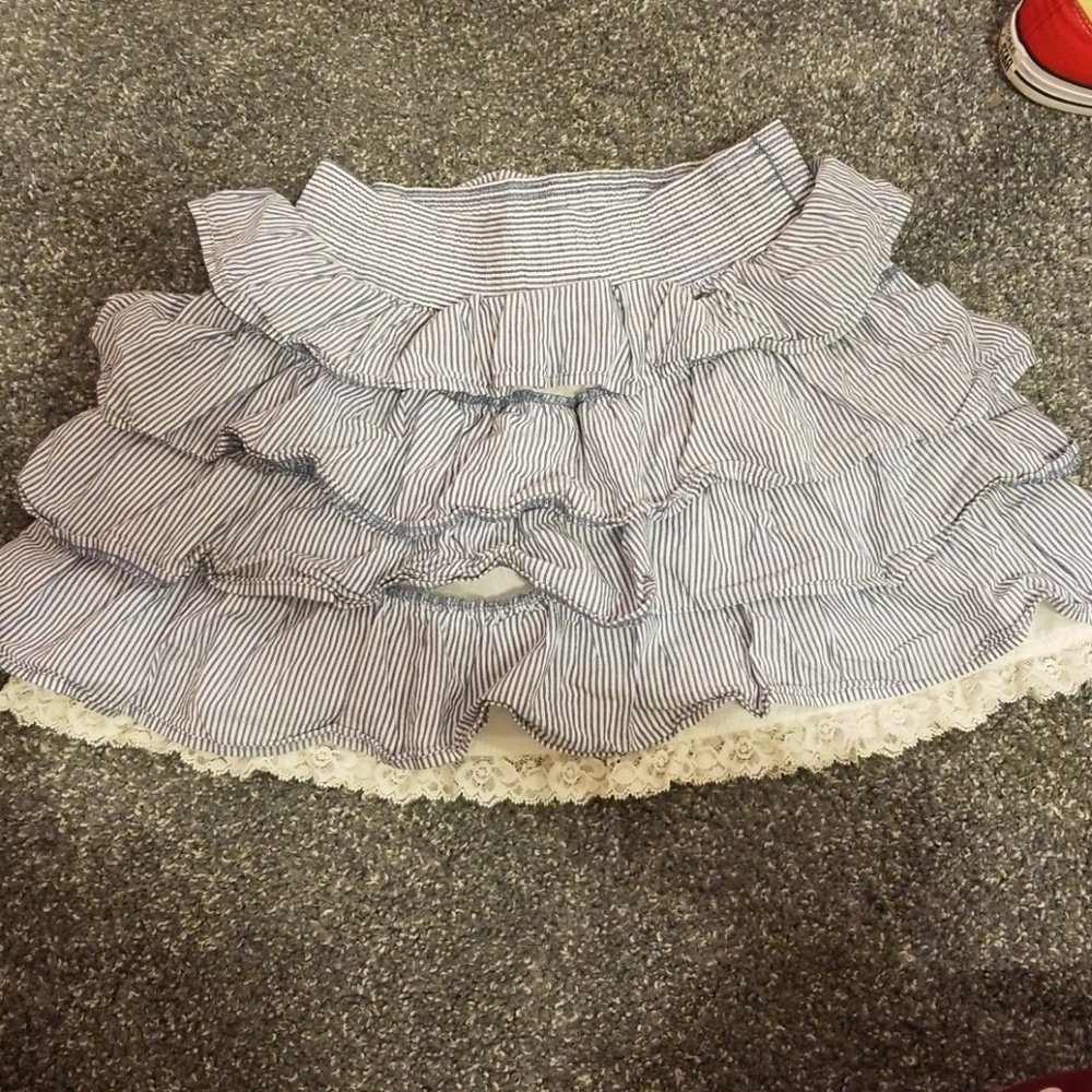HOLLISTER | BLUE AND WHITE STRIPED SKIRT